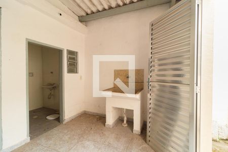 Casa à venda com 100m², 3 quartos e 1 vagaÁrea de Serviço 2