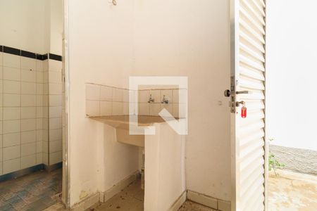 Casa à venda com 100m², 3 quartos e 1 vagaÁrea de Serviço
