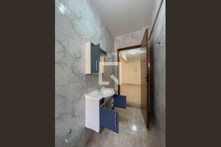 Casa à venda com 323m², 5 quartos e 4 vagas Casa à venda com 323m², 5 quartos e 4 vagasEdícula