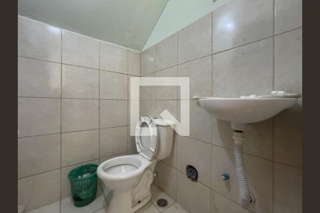 Casa à venda com 323m², 5 quartos e 4 vagas Casa à venda com 323m², 5 quartos e 4 vagasLavabo Externo