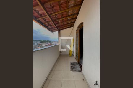 Casa à venda com 323m², 5 quartos e 4 vagas Casa à venda com 323m², 5 quartos e 4 vagasVaranda Quarto 3