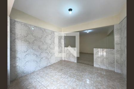 Casa à venda com 323m², 5 quartos e 4 vagas Casa à venda com 323m², 5 quartos e 4 vagasEdícula