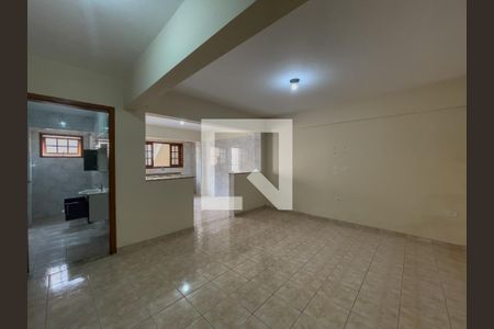 Casa à venda com 323m², 5 quartos e 4 vagas Casa à venda com 323m², 5 quartos e 4 vagasEdícula