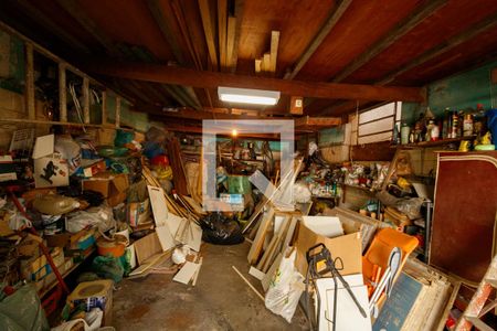 Casa à venda com 150m², 3 quartos e 4 vagas Casa à venda com 150m², 3 quartos e 4 vagasDepósito