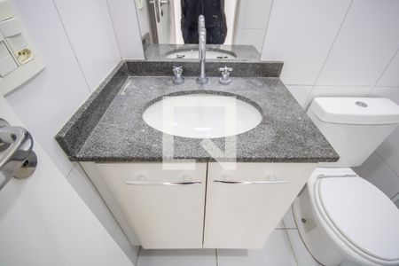 Apartamento para alugar com 53m², 2 quartos e sem vagaBanheiro