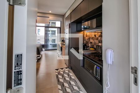 Cozinha de apartamento para alugar com 1 quarto, 25m² em Vila Mariana, São Paulo