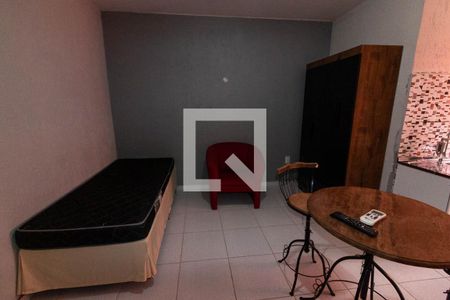 Studio para alugar com 30m², 1 quarto e 1 vagaKitnet / Studio