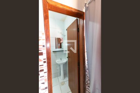 Kitnet / Studio - Banheiro de kitnet/studio para alugar com 1 quarto, 30m² em Lago Norte, Brasília