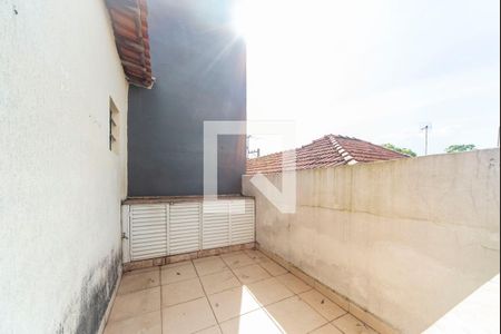 Casa à venda com 165m², 3 quartos e 2 vagasQuintal 