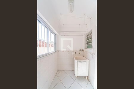 Casa à venda com 165m², 3 quartos e 2 vagasÁrea de Serviço