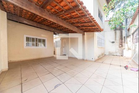 Casa à venda com 165m², 3 quartos e 2 vagasGaragem