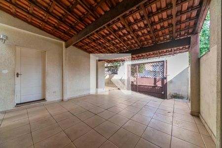 Casa à venda com 165m², 3 quartos e 2 vagasGaragem