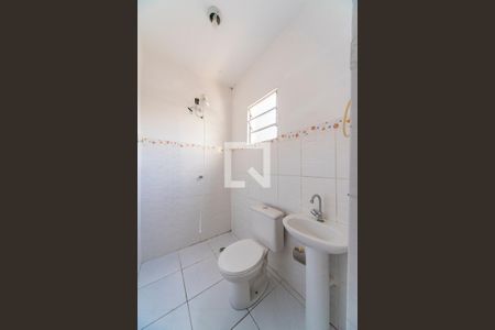 Casa à venda com 165m², 3 quartos e 2 vagasBanheiro do Quarto 4