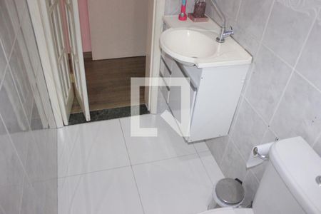 Casa à venda com 260m², 4 quartos e 4 vagasBanheiro da Suíte 2