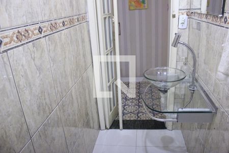 Casa à venda com 260m², 4 quartos e 4 vagasLavabo