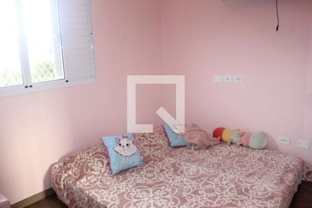 Casa à venda com 260m², 4 quartos e 4 vagasSuíte 2