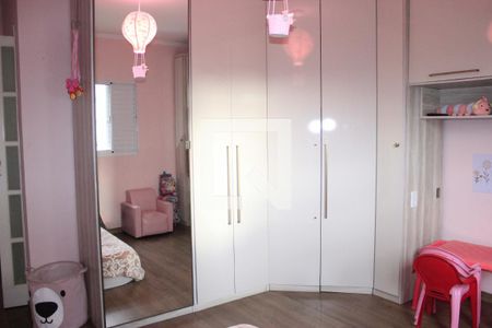 Casa à venda com 260m², 4 quartos e 4 vagasSuíte 2