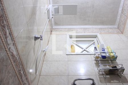 Casa à venda com 260m², 4 quartos e 4 vagasBanheiro da Suíte 1