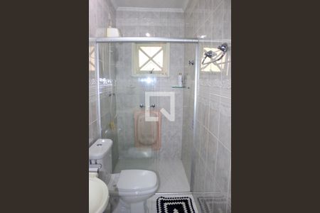 Casa à venda com 260m², 4 quartos e 4 vagasBanheiro da Suíte 2