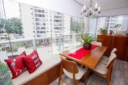 Varanda gourmet de apartamento à venda com 3 quartos, 106m² em Vila Andrade, São Paulo