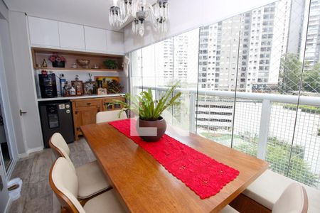 Varanda gourmet de apartamento à venda com 3 quartos, 106m² em Vila Andrade, São Paulo