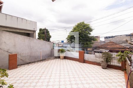 Casa à venda com 250m², 3 quartos e 2 vagas Casa à venda com 250m², 3 quartos e 2 vagasLaje