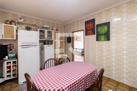 Casa à venda com 250m², 3 quartos e 2 vagas Casa à venda com 250m², 3 quartos e 2 vagasCozinha