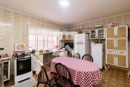 Casa à venda com 250m², 3 quartos e 2 vagas Casa à venda com 250m², 3 quartos e 2 vagasCozinha