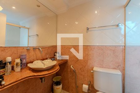 Apartamento para alugar com 160m², 4 quartos e 4 vagas Apartamento para alugar com 160m², 4 quartos e 4 vagasBanheiro da Suíte 1