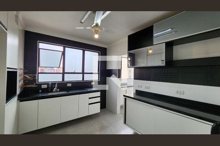 Apartamento para alugar com 189m², 3 quartos e 2 vagas Apartamento para alugar com 189m², 3 quartos e 2 vagasCozinha