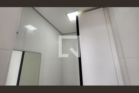 Apartamento para alugar com 189m², 3 quartos e 2 vagas Apartamento para alugar com 189m², 3 quartos e 2 vagasBanheiro de serviço
