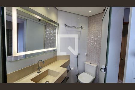 Apartamento para alugar com 189m², 3 quartos e 2 vagas Apartamento para alugar com 189m², 3 quartos e 2 vagasBanheiro da Suíte