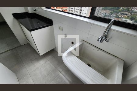 Apartamento para alugar com 189m², 3 quartos e 2 vagas Apartamento para alugar com 189m², 3 quartos e 2 vagasÁrea de Serviço
