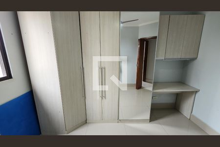 Apartamento para alugar com 189m², 3 quartos e 2 vagas Apartamento para alugar com 189m², 3 quartos e 2 vagasQuarto 2 - Armários