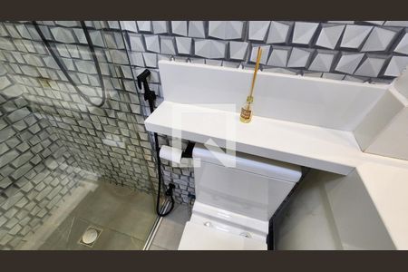 Apartamento para alugar com 189m², 3 quartos e 2 vagas Apartamento para alugar com 189m², 3 quartos e 2 vagasDetalhe do banheiro