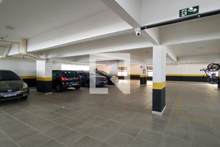 Apartamento para alugar com 42m², 1 quarto e 1 vaga Apartamento para alugar com 42m², 1 quarto e 1 vagaGaragem