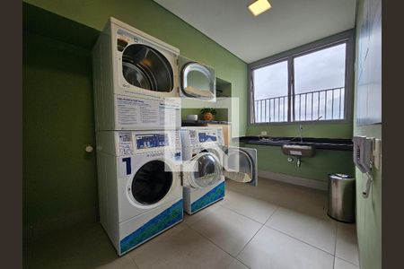 Studio para alugar com 27m², 1 quarto e sem vaga Studio para alugar com 27m², 1 quarto e sem vagaLavanderia