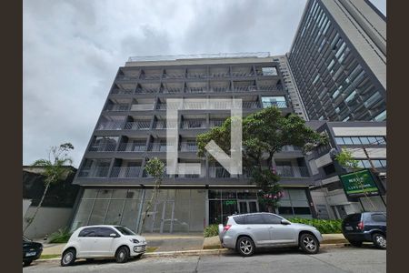 Studio para alugar com 27m², 1 quarto e sem vaga Studio para alugar com 27m², 1 quarto e sem vagaFachada