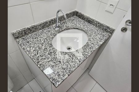 Studio para alugar com 27m², 1 quarto e sem vaga Studio para alugar com 27m², 1 quarto e sem vagaBanheiro