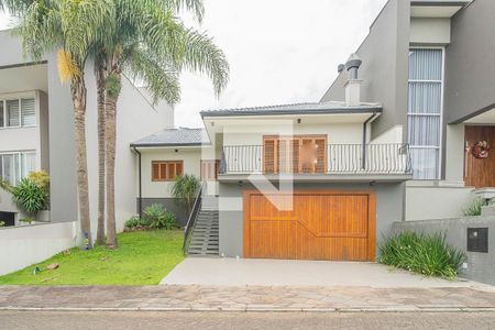 Casa de condomínio à venda com 188m², 3 quartos e 2 vagasFachada