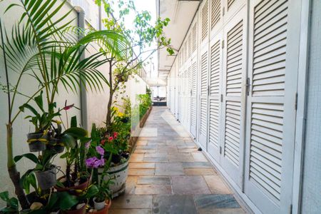 Apartamento à venda com 80m², 2 quartos e 1 vagaÁrea comum