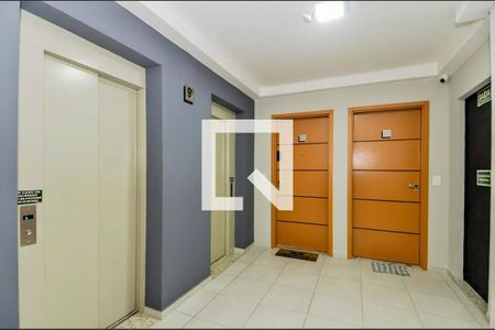 Apartamento à venda com 60m², 2 quartos e 1 vagaHall de entrada
