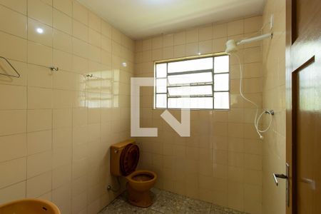 Casa para alugar com 207m², 2 quartos e 3 vagasBanheiro Social