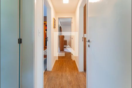 Corredor de apartamento para alugar com 3 quartos, 117m² em Vila Andrade, São Paulo