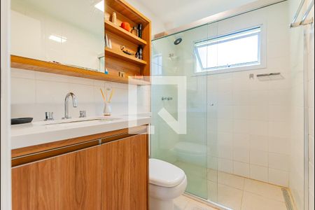 Apartamento para alugar com 117m², 3 quartos e 2 vagas Apartamento para alugar com 117m², 3 quartos e 2 vagasBanheiro Quarto 1