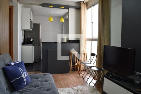 Sala de apartamento para alugar com 2 quartos, 46m² em Fanny, Curitiba
