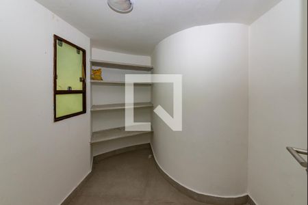 Casa à venda com 845m², 5 quartos e sem vagaDespensa