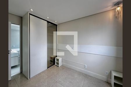 Apartamento para alugar com 60m², 2 quartos e 2 vagasSuíte