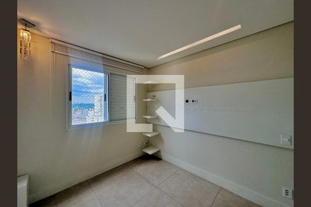 Apartamento para alugar com 60m², 2 quartos e 2 vagasSuíte