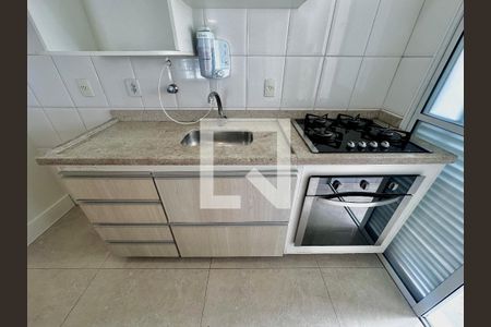 Apartamento para alugar com 60m², 2 quartos e 2 vagasCozinha